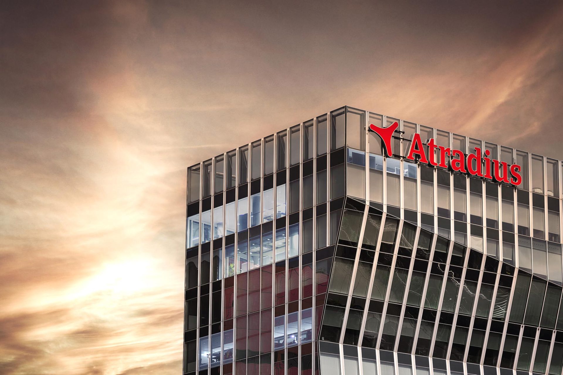 Atradius: Afaceri de 2,6 mld. Euro și profit de 400 mil. Euro. Solvabilitate peste 200%