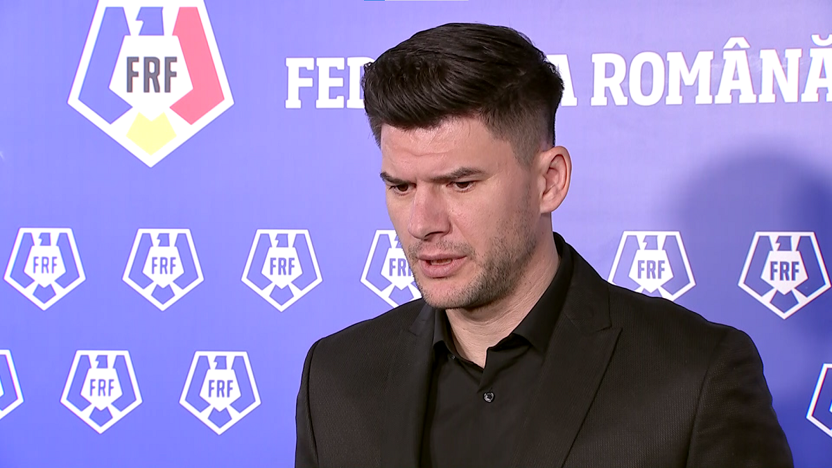 Săpunaru, impresionat de Screciu după duelul de la Craiova Fostul căpitan al echipei FC Rapid, Cristi Săpunaru, a avut numai cuvinte de laudă la adresa lui Vladimir Screciu, după meciul dintre Universitatea Craiova și CFR Cluj, încheiat cu scorul de 2-0