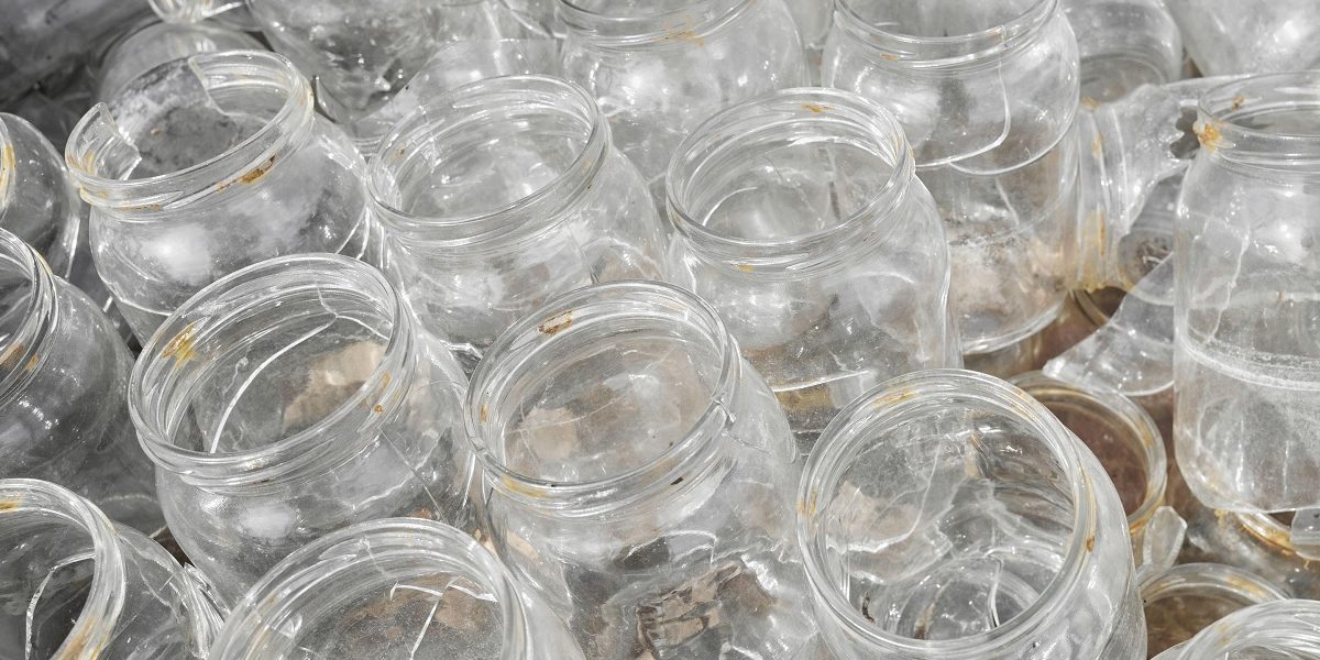 De-ce-gospodinele-cu-experienta-nu-arunca-borcanele-de-la-mancarea-pentru-copii.-Trucul-util-din-buc.jpeg - JurnalUrban