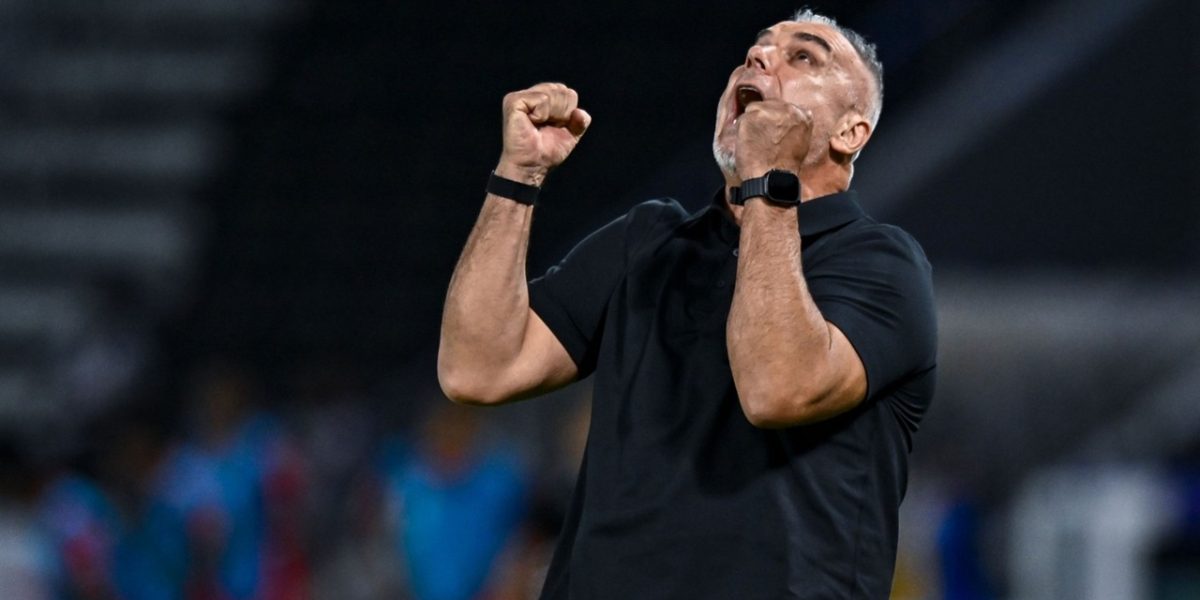 Decizia Iranului, pe care o așteaptă o lume întreagă, îi poate schimba viitorul lui Cosmin Olăroiu