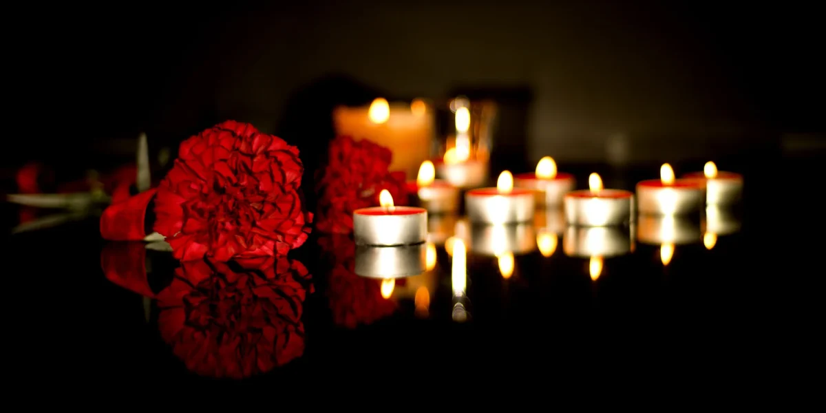 Doliu-lumanari.jpg - JurnalUrban