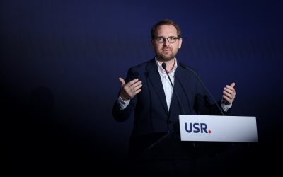 USR: PSD să lase „jocurile” economice. Criza politică, pericol pentru români și România