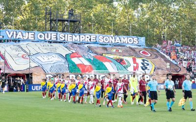 Echipa de AUR își joacă meciul vieții: Donald Trump, susținător în tribune?