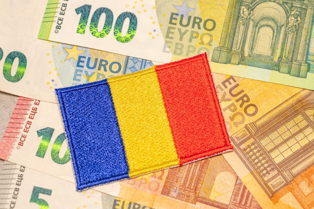 Avertisment: IMM-urile românești riscă să piardă fonduri europene importante Secretarul general al Guvernului, Ștefan Radu Oprea, a tras un semnal de alarmă vineri cu privire la accesul firmelor mici și mijlocii (IMM-uri) din România la fondurile europene în perioada de programare financiară 2028-2034