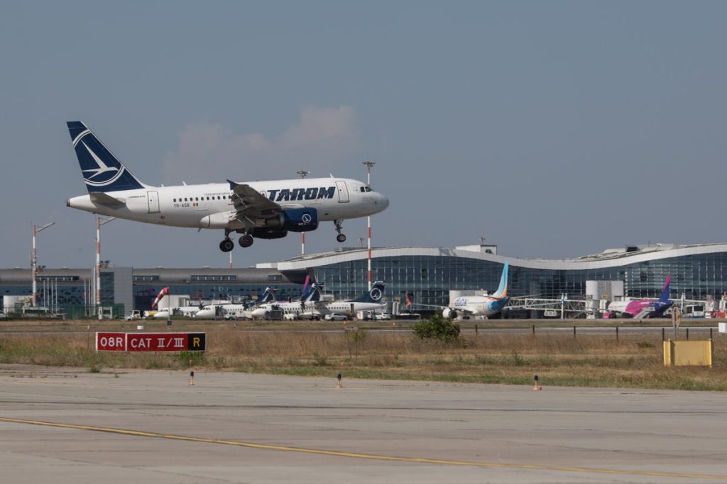 TAROM, la un pas de colaps? Scenarii sumbre: Anulări de zboruri și închiderea companiei