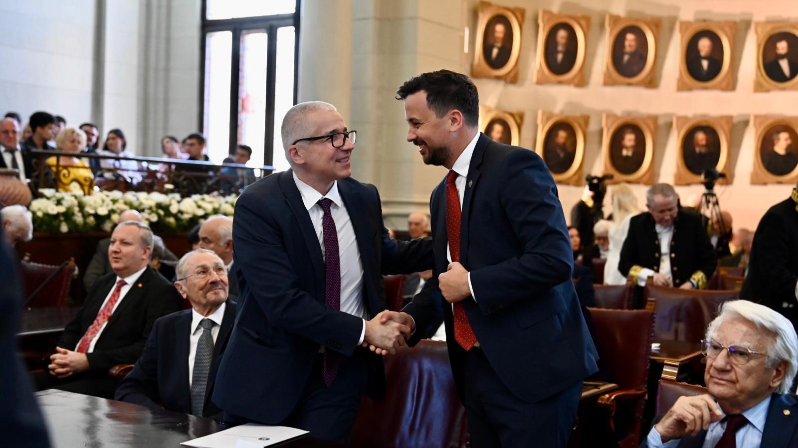 Ministrul Justiției, Radu Marinescu, singurul membru al Guvernului actual acuzat de plagiat, a fost prezent la ceremonia de celebrare a 160 de ani de la înființarea Academiei Române