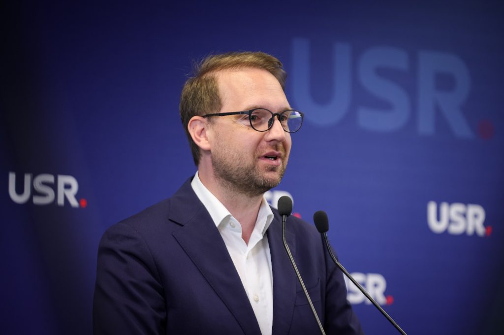 Fritz, mesaj clar: Miniștrii USR revin la muncă mâine, nu dezertăm