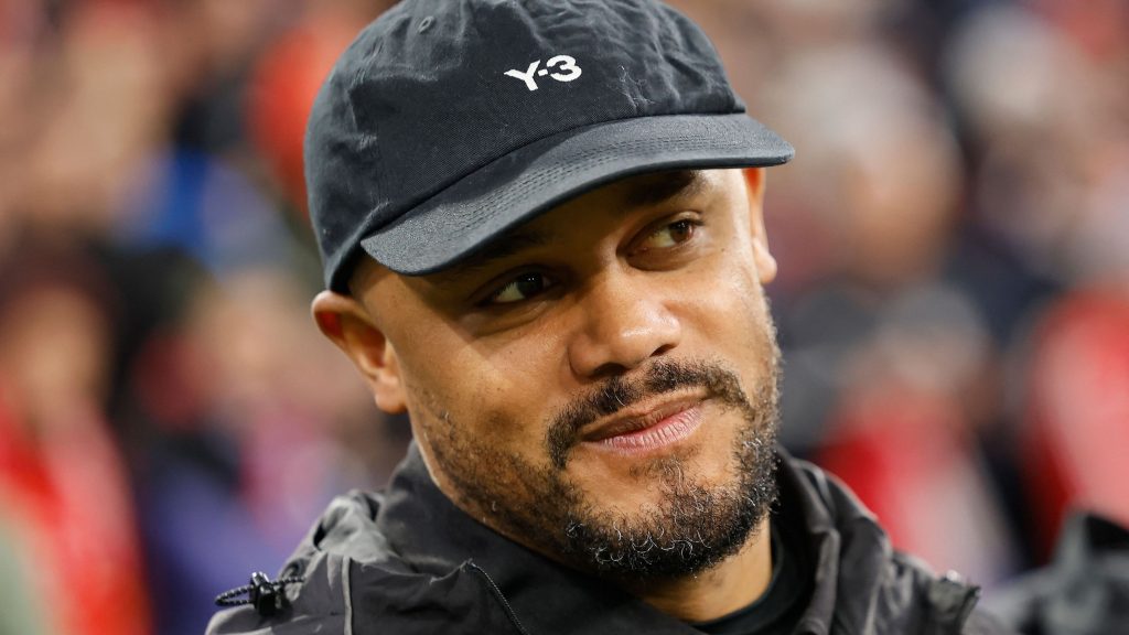 Kompany, amuzat de pretențiile lui Kahn: „Și cu brațul rupt, la Mondial!”