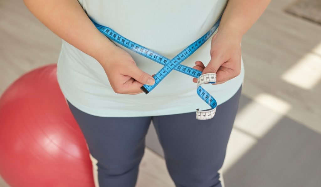 Greșelile POST-SĂRBĂTORI care te rotunjesc: Atenție la ce faci!