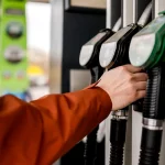 Guvernul-reduce-acciza-la-motorina-cu-30-de-bani.-Benzinariile-obligate-sa-limiteze-modificarile-de.webp - JurnalUrban