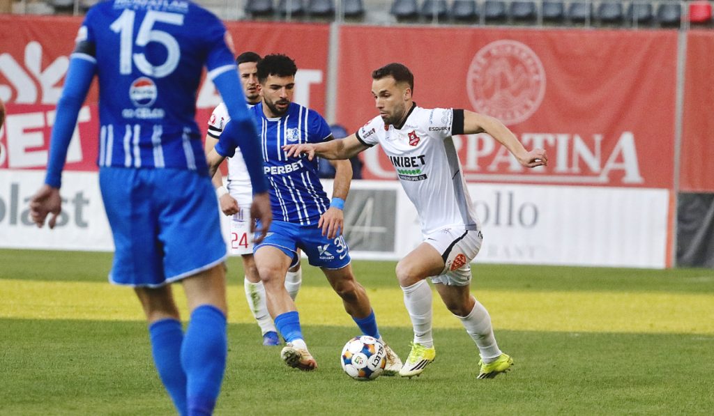 Hermannstadt învinge Farul lui Gică Hagi: 1-0! Victorie muncită pentru Dorinel Munteanu