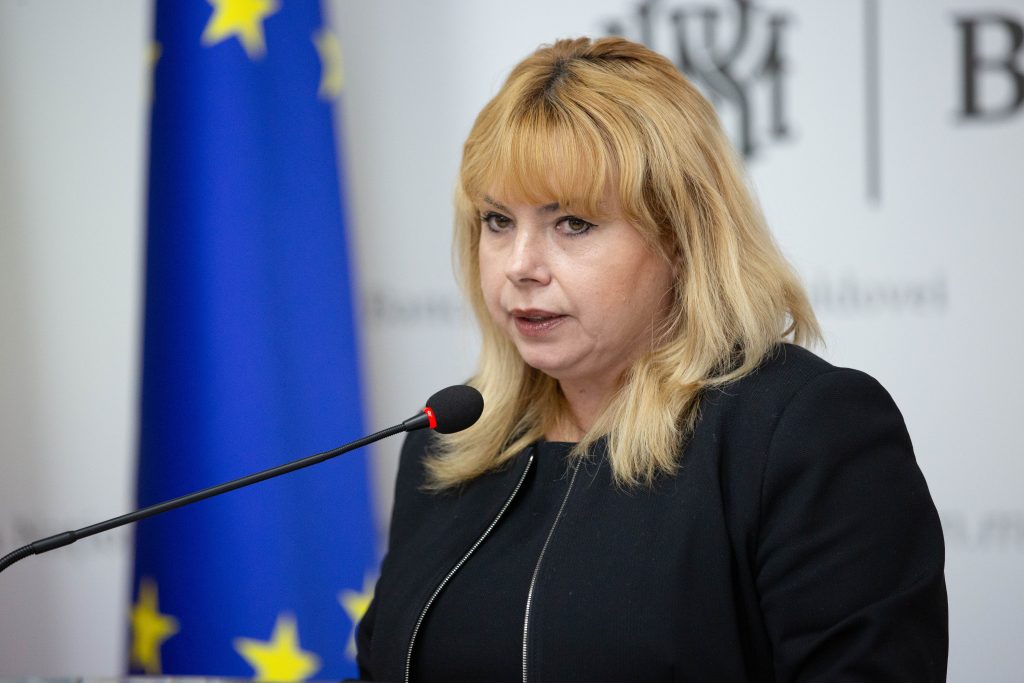 Anca Dragu: Peste 70% din serviciile publice din Moldova, online
