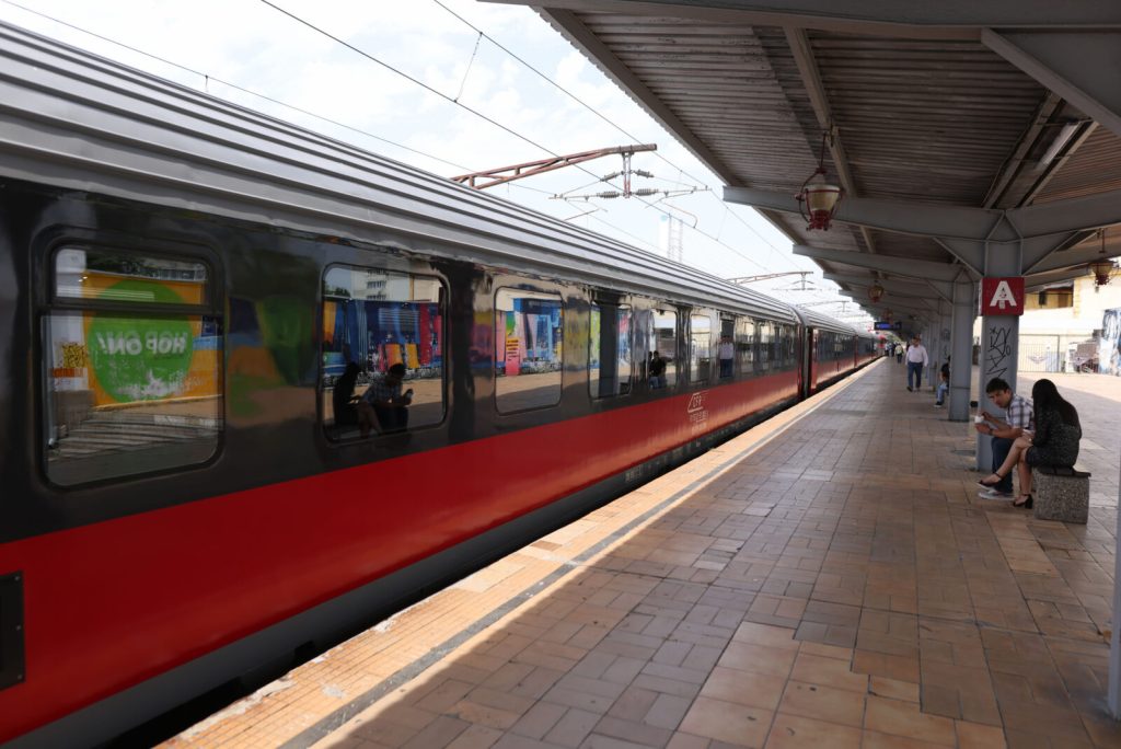 CFR Călători suplimentează trenurile pentru Paște: Gara de Nord, pregătită pentru fluxul mare de călători Bucureștiul se pregătește pentru sărbătorile pascale, iar CFR Călători anunță suplimentarea trenurilor cu plecări din Gara de Nord
