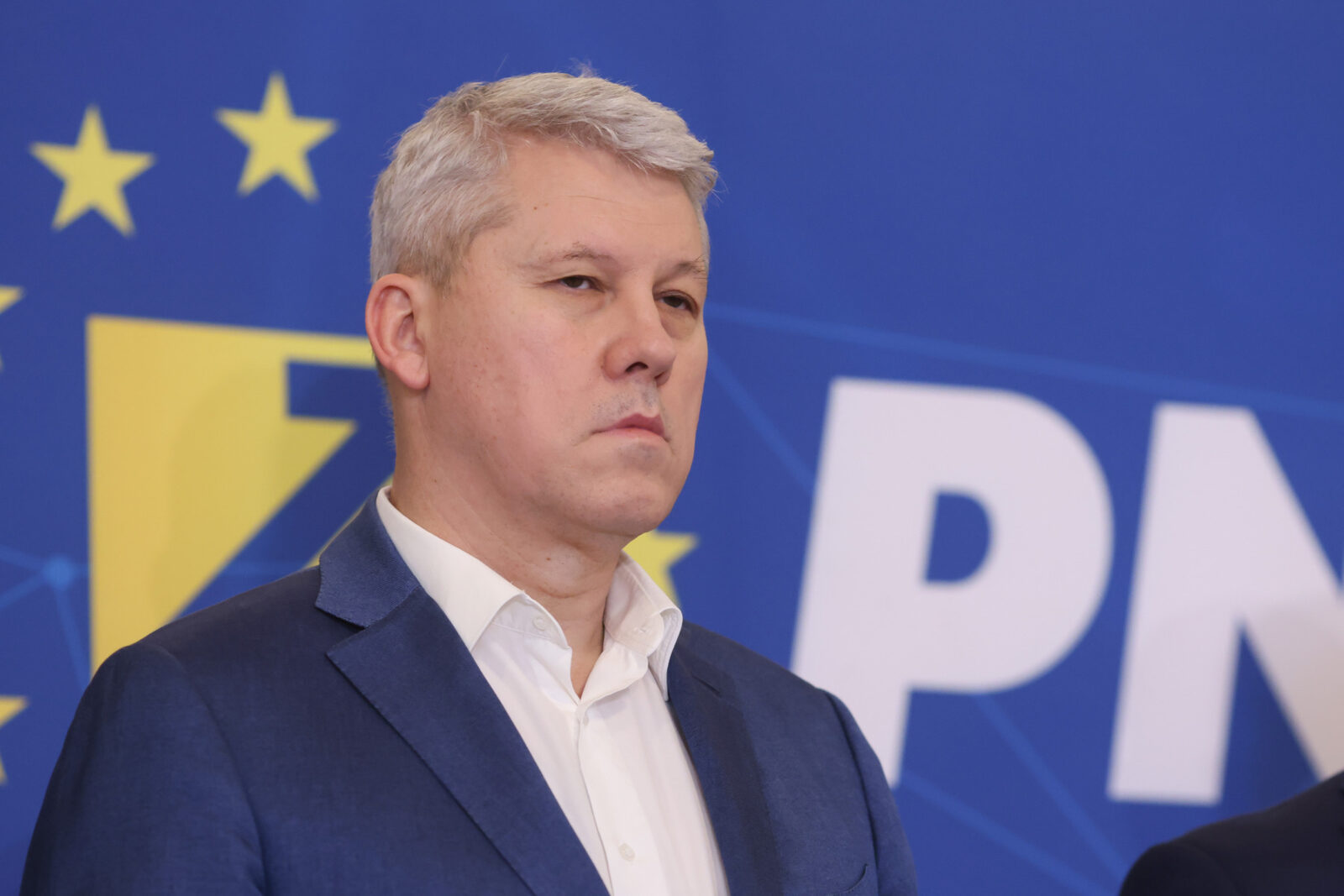 Predoiu, categoric: Nu ia în calcul o eventuală preluare a mandatului de premier