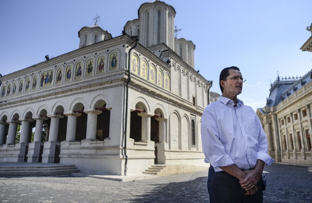 Fostul purtător de cuvânt al Patriarhiei Române, Vasile Bănescu, acum membru CNA, a lansat un apel dur către comunicatorii Bisericii Ortodoxe