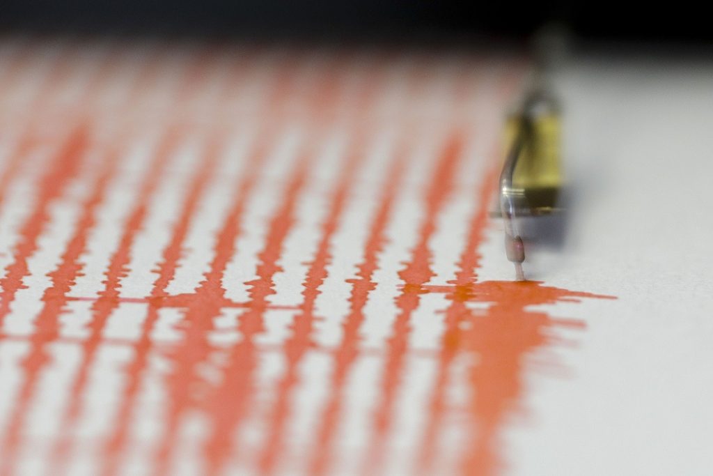 Cutremur devastator în Japonia: Avertizare de tsunami după seismul de 7,5