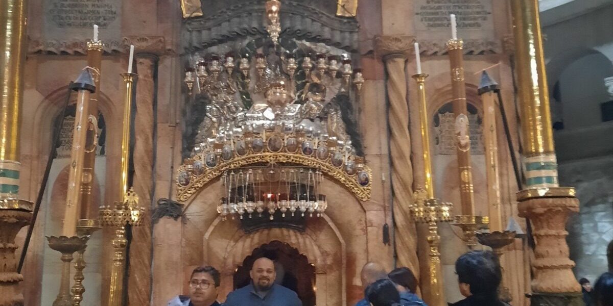 Ierusalim-08-Mormantul-lui-Isus-rotated.jpg - JurnalUrban