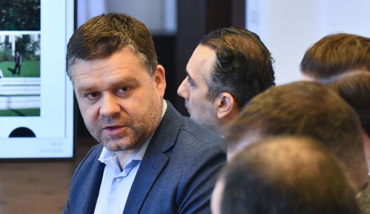 Primarul General Ciprian Ciucu a demarat o serie de întâlniri cu primarii de sector, un demers inedit pentru București, cu scopul de a coordona proiecte majore de infrastructură și dezvoltare urbană