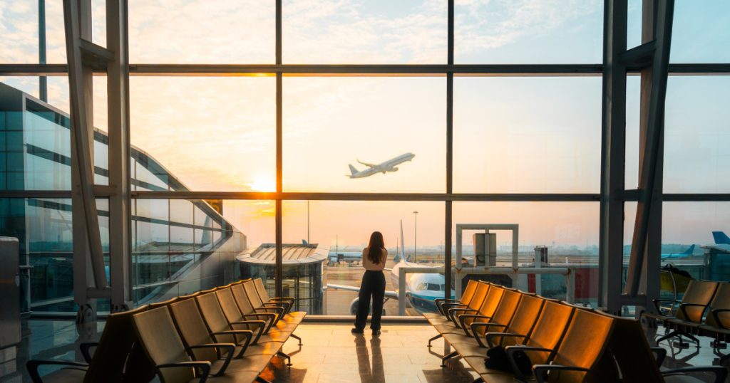 Criza din Orientul Mijlociu lovește aviația: Ce fac companiile aeriene din România?