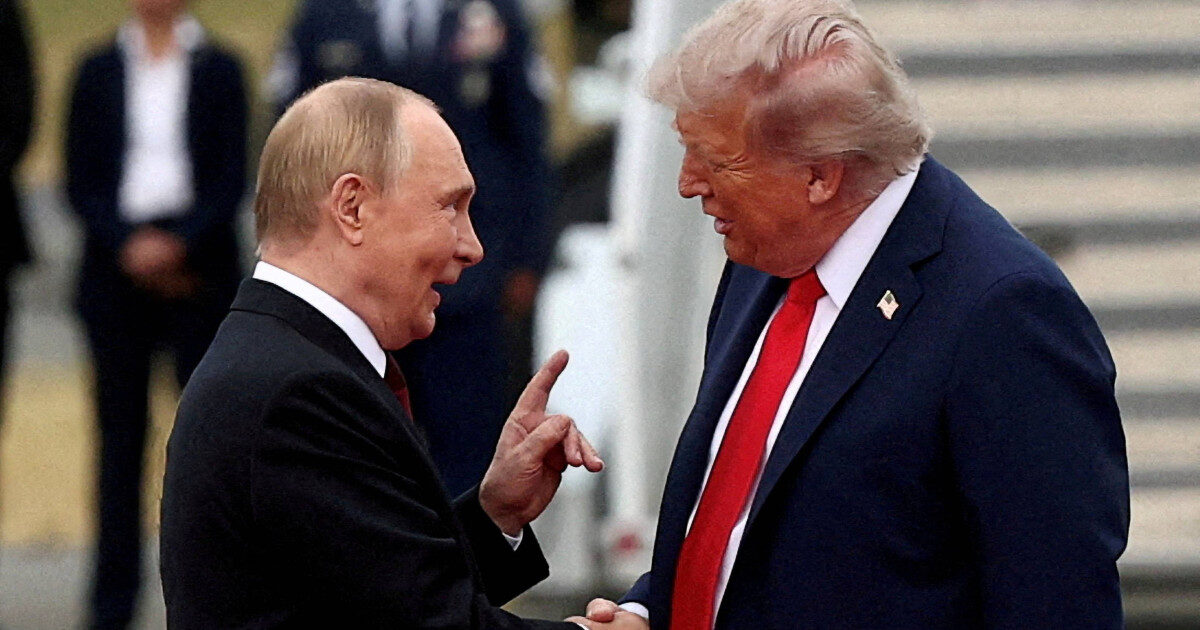 Democrații, acuzații grave la adresa lui Donald Trump: „Se lasă păcălit de Putin!”