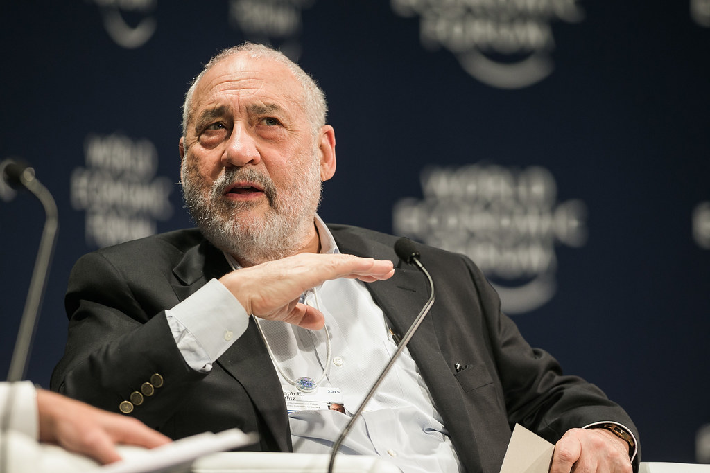 Stiglitz cere impozit pe profiturile energetice uriașe