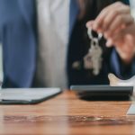 La-ce-sa-fii-atent-cand-cumperi-un-apartament-vechi-sau-nou.jpg - JurnalUrban