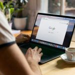 Ilegalul trece online: Cine plătește pentru noile fraude virtuale în România?