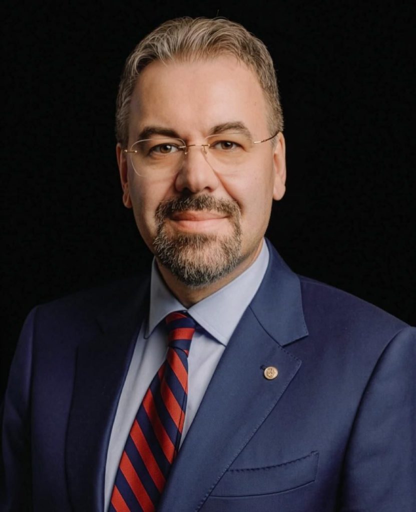 De leonardo badea, prim-viceguvernator BNR Rezervele internaționale, un scut pentru economia României În contextul economic actual, marcat de incertitudini, rezervele internaționale ale României joacă un rol crucial, fiind un pilon al stabilității financiare