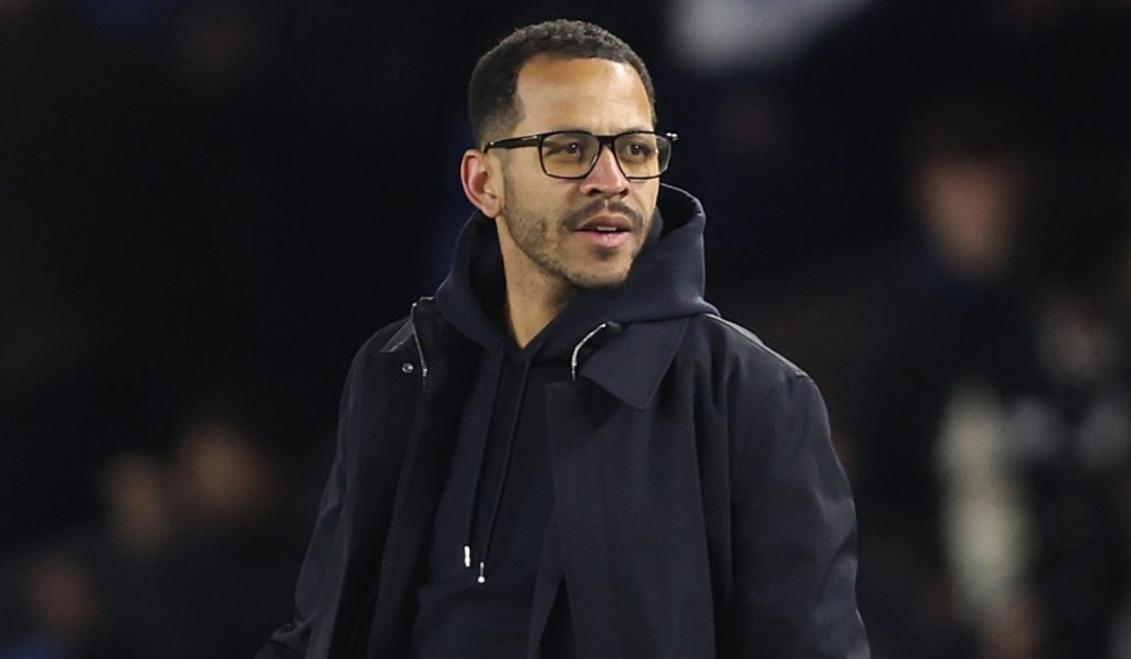 Lovitură de teatru la Chelsea: Liam Rosenior, dat afară