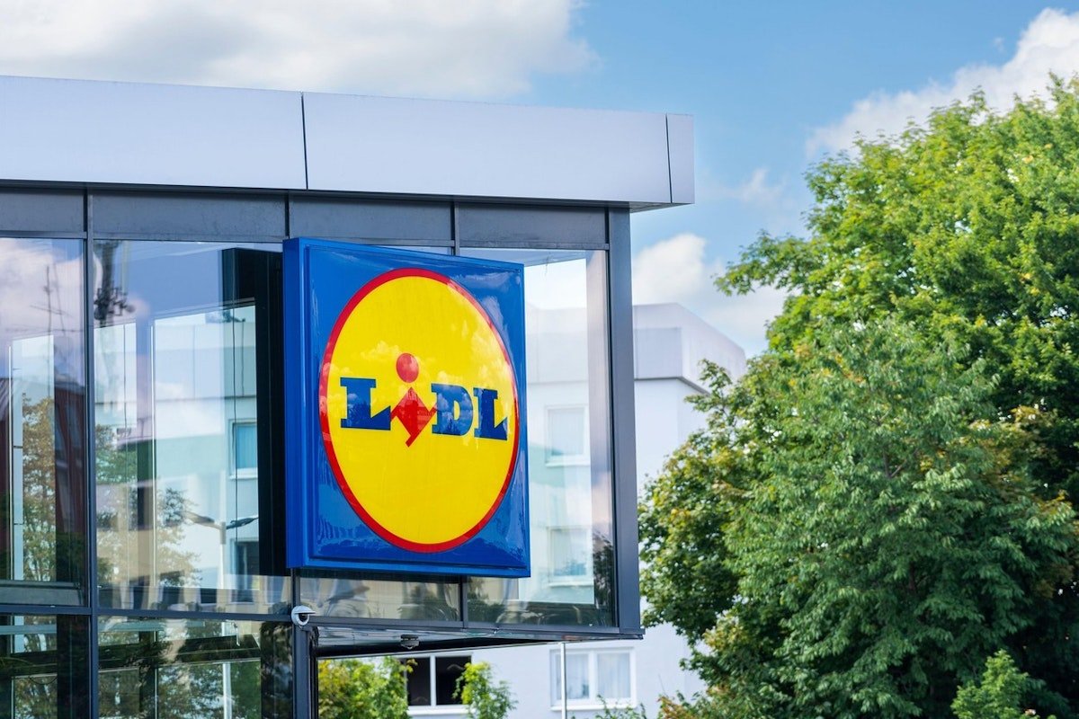 Lidl te premiază de Paște: Bon de 50 lei și reduceri de până la 38%