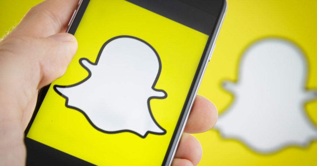 Concedieri MASIVE la Snapchat: Inteligența Artificială, noua „șefă”