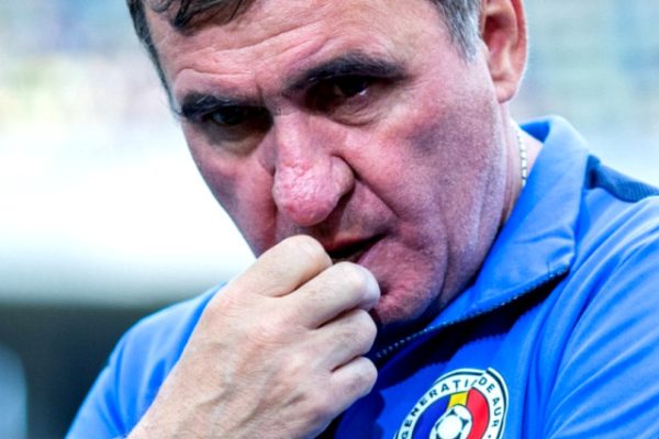 Dărâmat de durere: Gică Hagi, lacrimi amare după moartea lui Mircea Lucescu