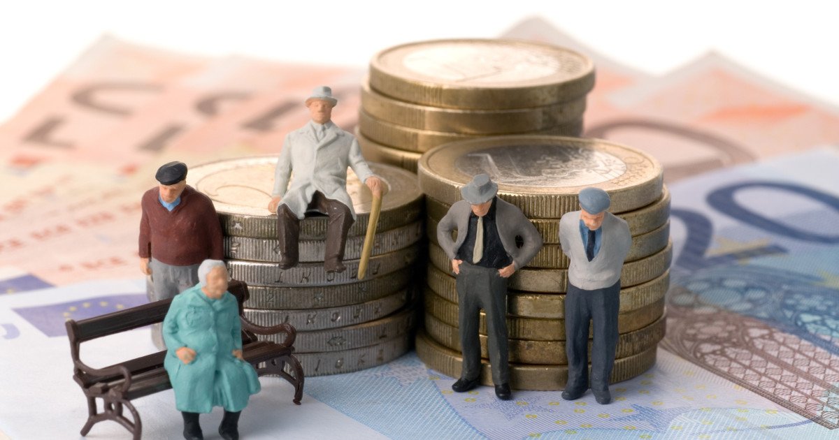 Guvernul anunță sprijin financiar pentru pensionari și copiii cu dizabilități București – Guvernul a aprobat, joi, pachetul de măsuri de solidaritate, care vizează acordarea de ajutoare financiare pentru categoriile vulnerabile