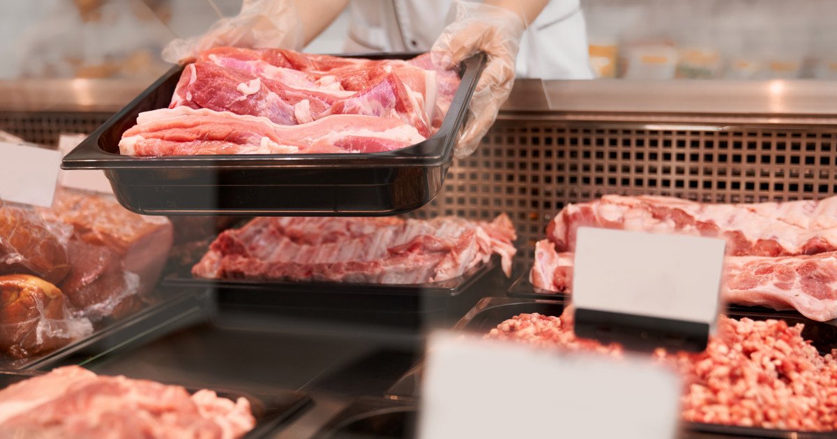 Scumpiri de paște: Mielul urcă la 60 de lei/kg. Producător: „75% din vânzări, acum”