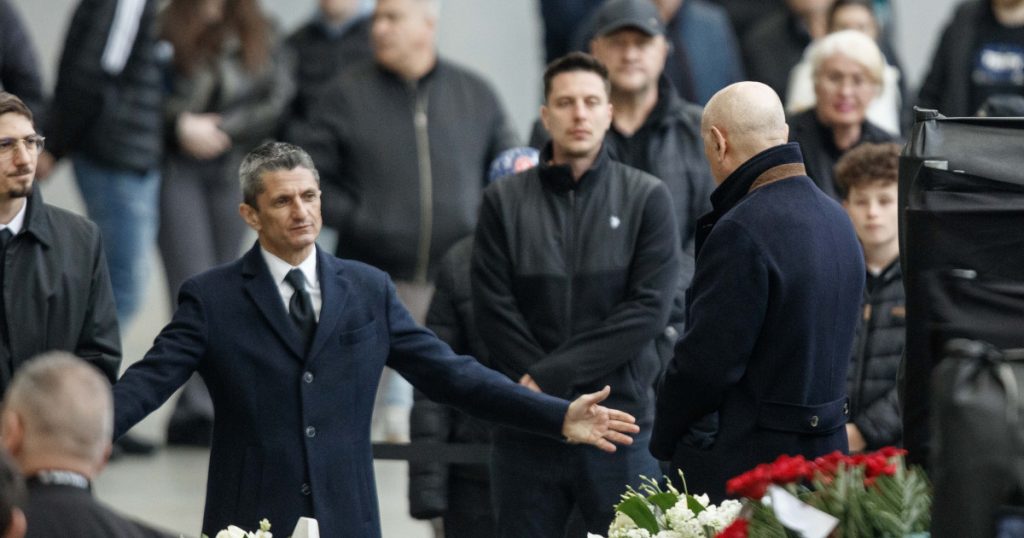 Răzvan Lucescu, mesaj cutremurător la înmormântarea lui Mircea: „A luptat, a învins, a pierdut”