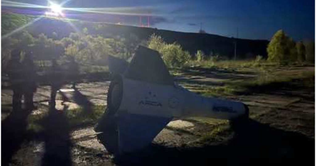 Alertă la Corbu: Ce au găsit polițiștii pe plajă? Semnează o componentă de rachetă!