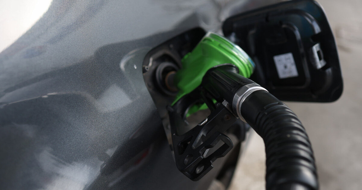 Benzina sub 8 lei: Vest* bun pentru șoferi după două luni de scumpiri