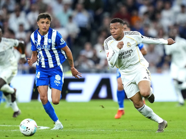 Real Madrid – Alaves: Spectacol cu euro-goluri și ”Galacticii” la 6 puncte de Barcelona