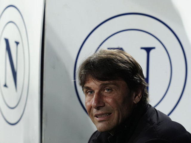 ANTRENORUL ANTONIO CONTE, FAVORIT SĂ PREIA NAȚIONALA ITALIEI DUPĂ EȘECUL DE LA CUPA MONDIALĂ Se pare că viitorul lui ANTONIO CONTE ar putea fi din nou pe banca unei echipe naționale