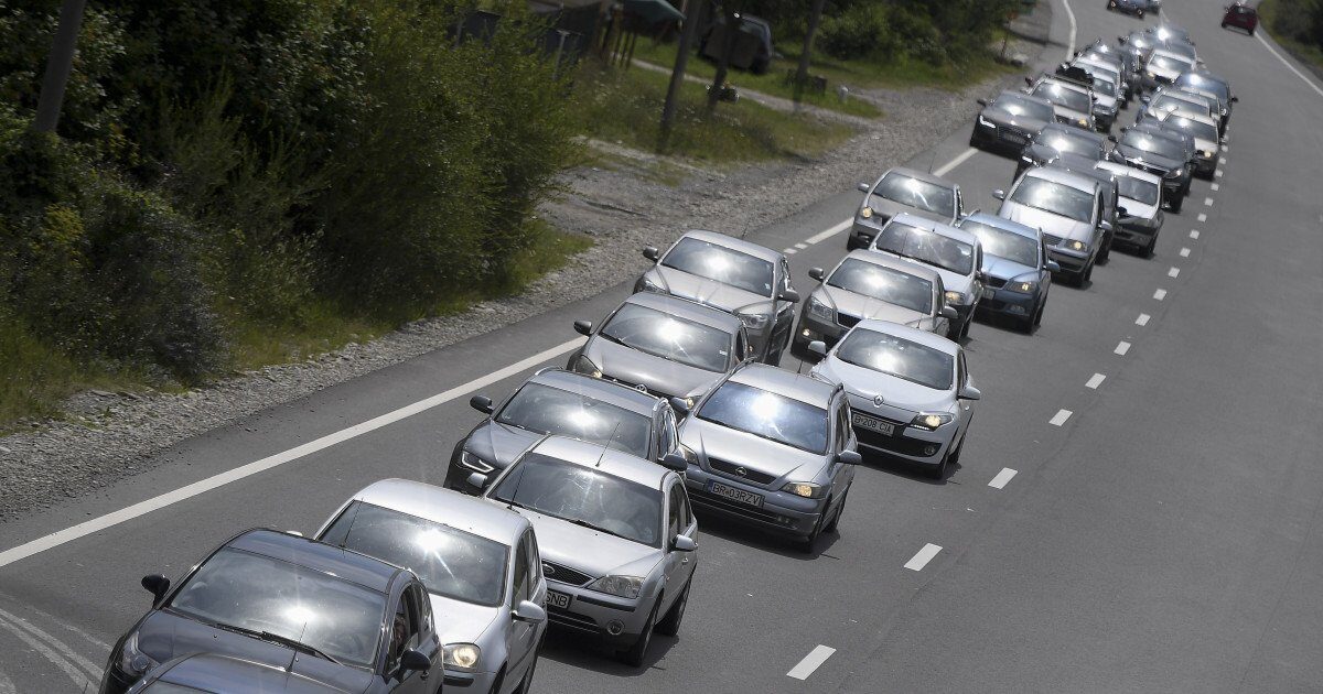 Aglomerație infernală pe Valea Prahovei și autostrăzi după Paște