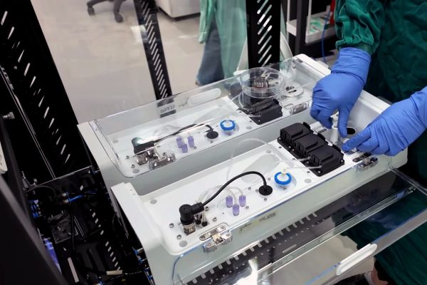 Neuroni-crescuti-in-laborator-calculatoare-AI.jpg - JurnalUrban