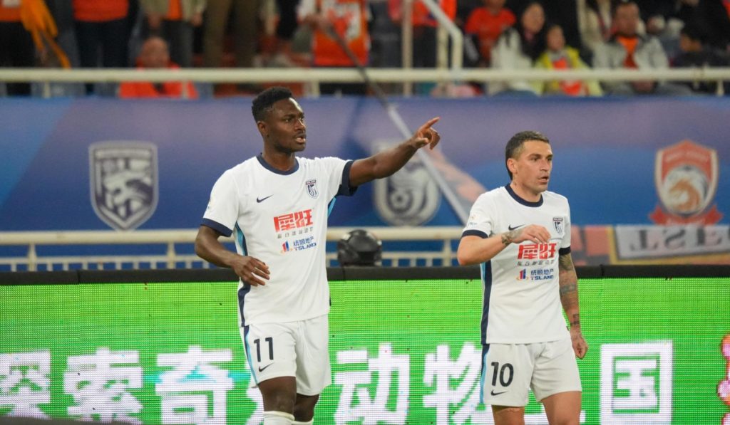 Stanciu, EUROGOL în China: Românul a marcat SENZAȚIONAL pentru Dalian Yingbo