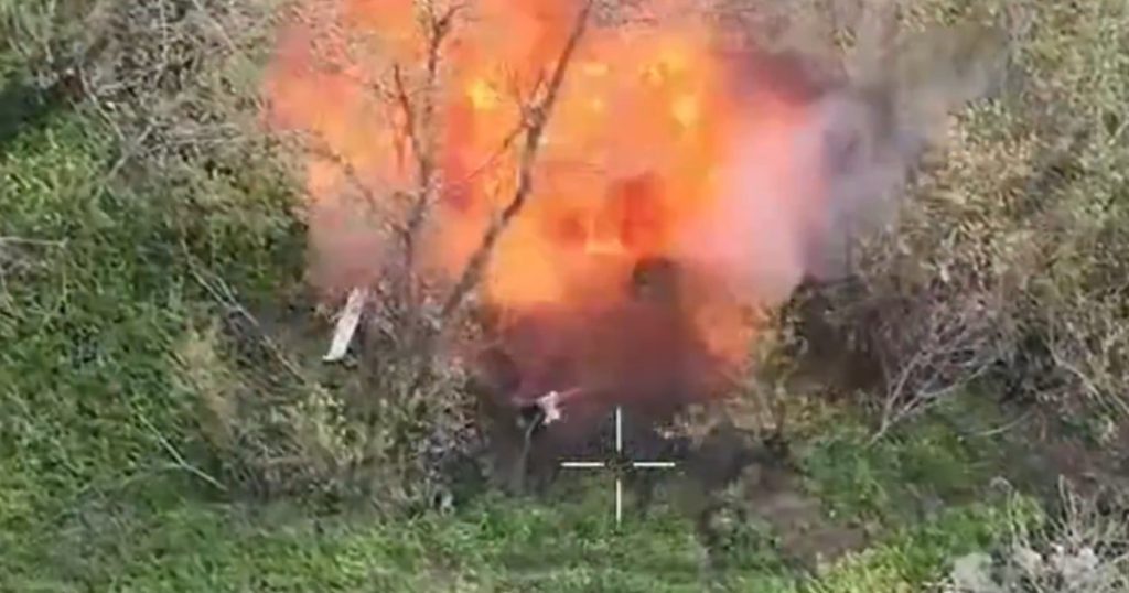 Atac SURPRIZĂ: Rușii au bombardat cu Drona proprii soldați, în pofida armistițiului