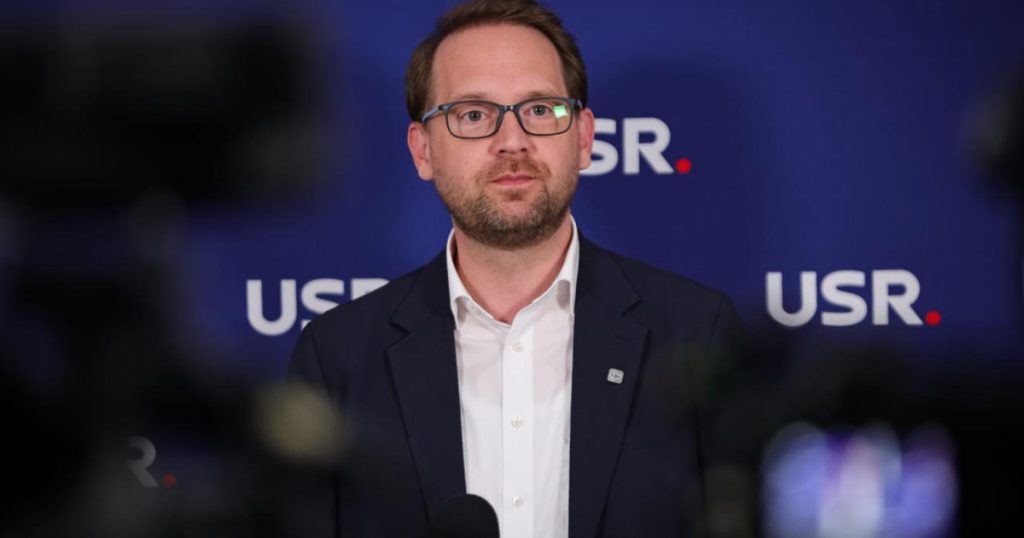 Fritz, despre guvernarea minoritară: „Nimeni nu vrea voturi de la extremiști”