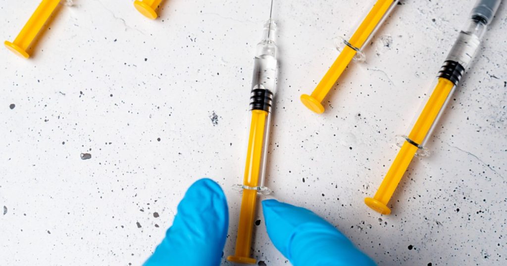 În Polonia, zeci de milioane de doze de vaccin anti-COVID-19 urmează să fie distruse, după ce autoritățile au pierdut un proces în Belgia