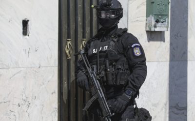 Percheziții-fulger în București și Ilfov: Mafia auto, lovită dur! 15 mașini de lux, cu acte false
