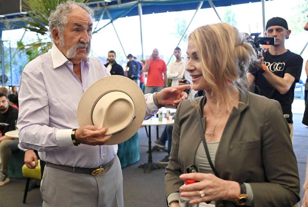 „Pe 18 iulie îi dau cheile”