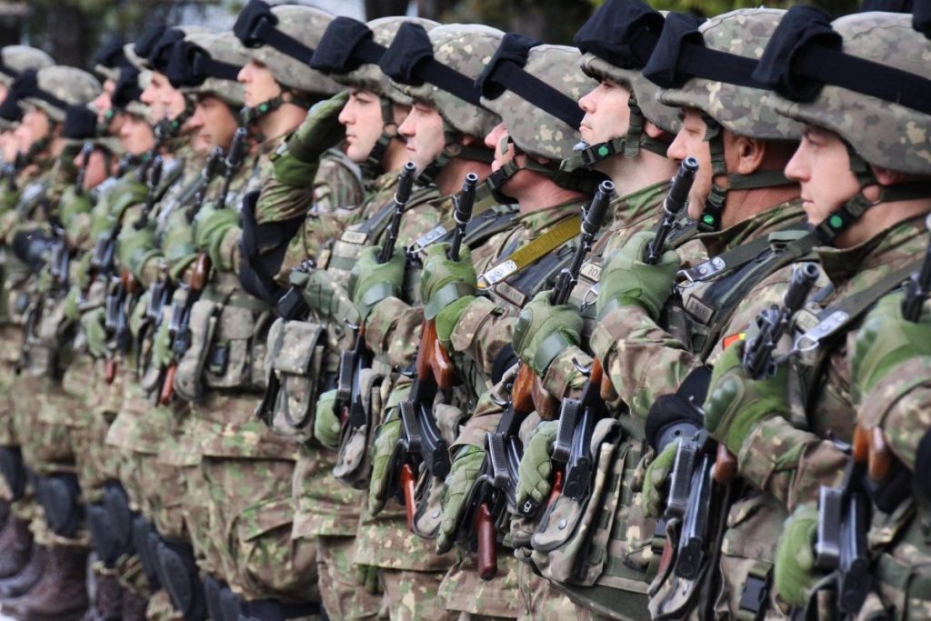 Condițiile pentru pensionarea militarilor în 2026: Ce trebuie să știe cadrele active Anul 2026 vine cu reguli precise pentru pensionarea militarilor, impunând criterii clare referitoare la vechimea în muncă și vârsta de retragere