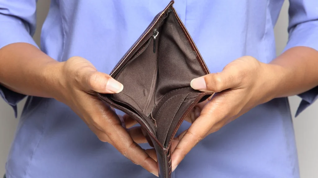 Popriri pe salariu în România 2026: Cât pierdeți din venit legal