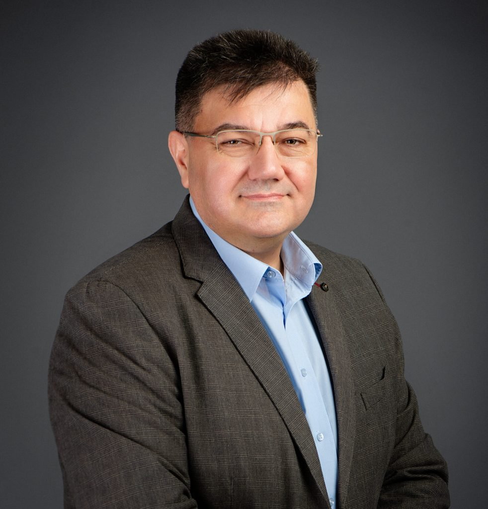 Conflictul din Orientul Mijlociu lovește puternic industria de inteligență artificială (AI), generând un șoc cu două tăișuri